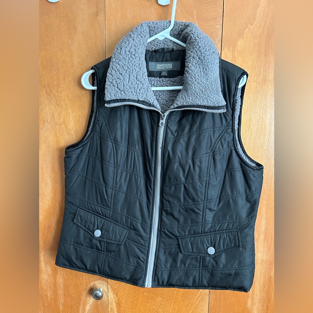Kenneth Cole Reaction Vest